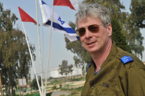 Jan Lehmann im Dienst in der Arbeitsuniform der israelischen Streitkräfte. Bild: Jan Lehmann