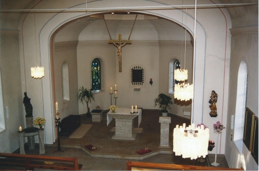Die St. Johannes-Kapelle in Augustfehn (von der kleinen Orgelempore aus gesehen)