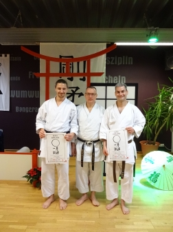 Neuer Schwarzgurt in der Goju-Ryu Karategruppe des Polizeisportvereins