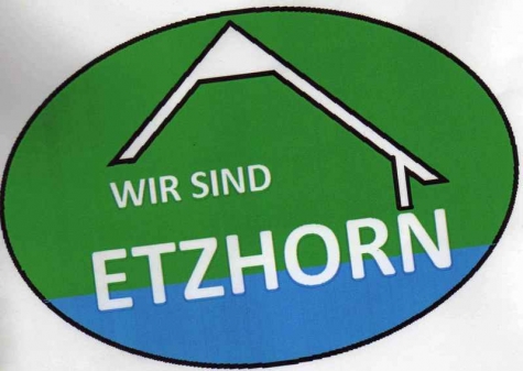 Etzhorner Kinder mit ihren Laternen unterwegs