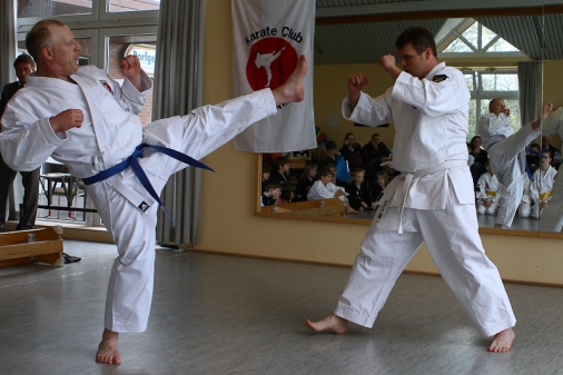 lerne dich zu verteidigen