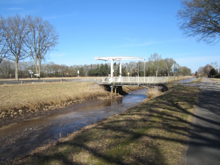 Augustfehn-Kanal in Nordloh