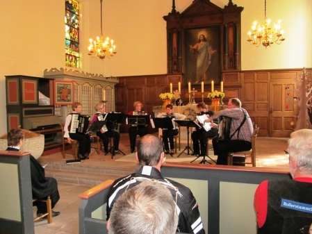 In der Dedesdorfer-Kirche