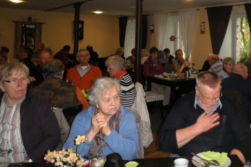 SoVD Mitglieder im Glashaus