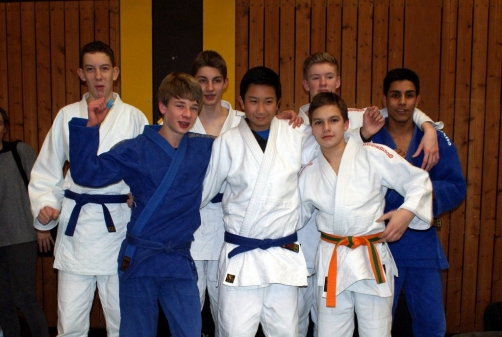 vl:Tim Blendermann, Fabian Jeddeloh, Lasse Stalling, Moritz Swiontek vorn: Tjado Ganders, Trieu Hoang, Markus Stirz