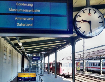 Hauptbahnhof Oldenburg - Abfahrtsanzeige