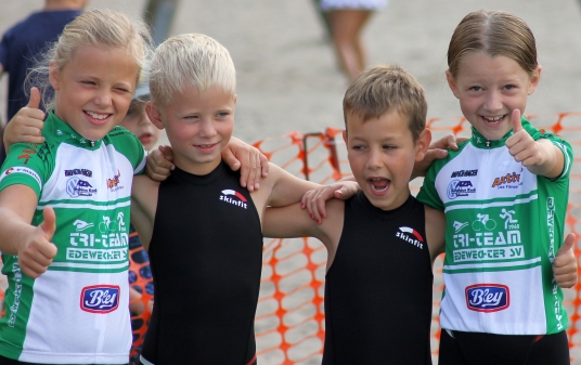 Die vier Starter auf den PowerKid-Strecken von li., Maylin und Nick Kuben mit Linus und Jana Henze 2015