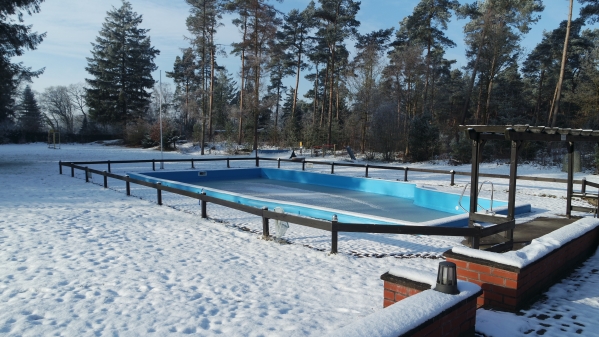 BFF-Schwimmbad im Winter