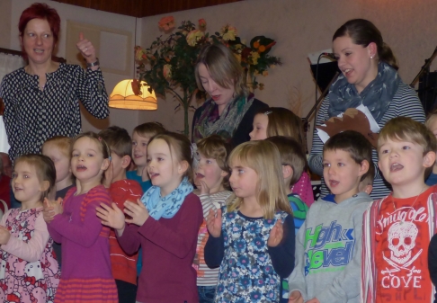 Die Kleinen vom Kindergarten ,,Unterm Regenbogen