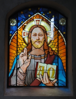 Das Christus-Fenster (Aufnahme von 2015).