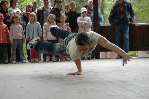 Breakdance ab 8 bzw. 12 Jahren nach den Sommerferien