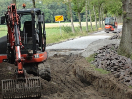 Erneuerung der Klinkerstraße zum Karlshof   