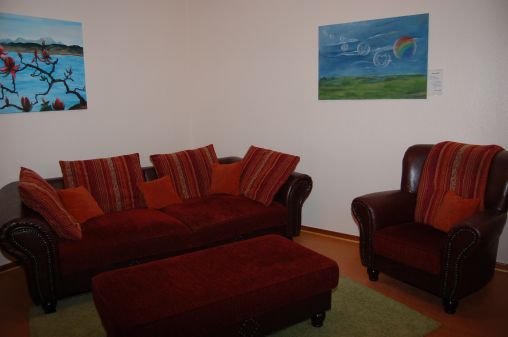 Er kontrolliert mich!