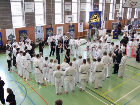 Das Bild zeigt Eike Köhnen (TuS Weener) bei seiner Trainingseinheit im CSF. (Combat Stick Fight) 