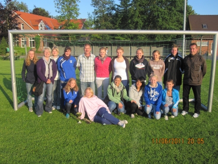 Saisonabschluss der 1. Damen des Ahlhorner SV in Aurich