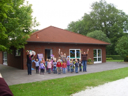 Begrüßung durch den Kindergarten