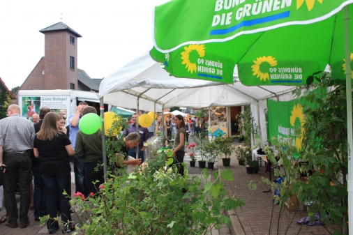 grüner GRÜNER Stand auf dem Wiefelsteder Dorffest