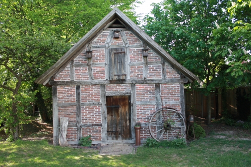 Der alte Backspeicher im Museumsgarten in Wiefelstede