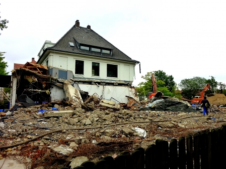 Bauma&szlig;nahmen in der Bahnhofstra&szlig;e