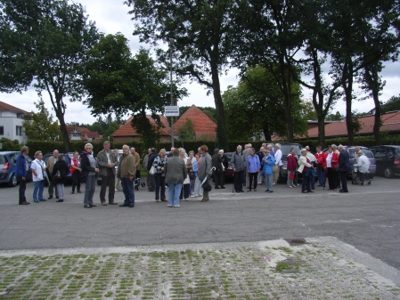 Warten aus den Bus