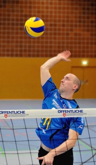 Außenangreifer Arne Döpke und die VSG Ammerland wollen am Wochenende wieder punkten (Bild: Olaf Kreike).