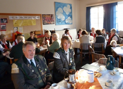 Kaffeetafel im Jugendheim Ocholt