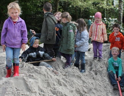 Gartenaktionstag im Pauluskindergarten Ocholt