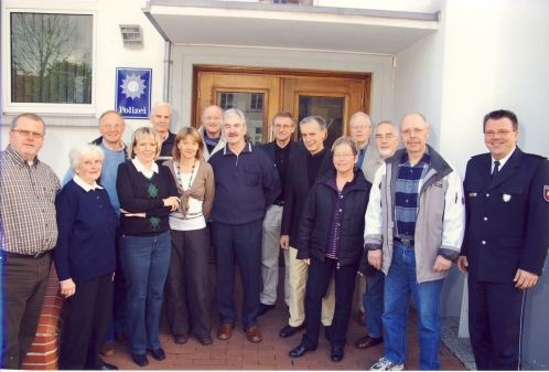 vielen dank jens horstmann ( 7.v.r.)ihre SfS ler.