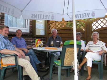 bis hierher hat alles gut geklappt, darauf erst mal ein Bier.