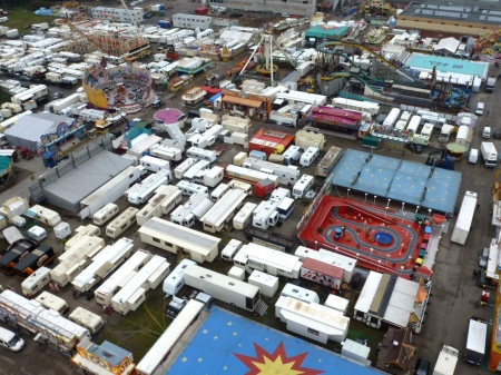 Den Kramermarkt von oben sehen - aus dem Riesenrad (Bild: Robin Hünecke)