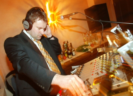 DJ Partybär - ihr Profi für jeden Anlass