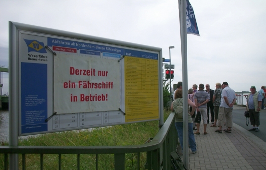 Unerwartete Wartezeit an der Fähre Blexen...