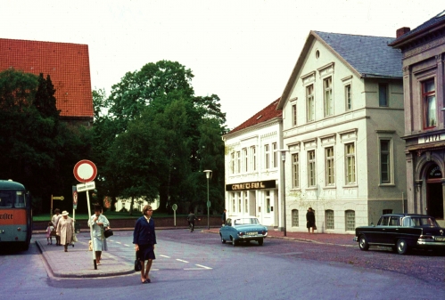 Schloßplatz mit  dem Gummibahnhof  ca.1965