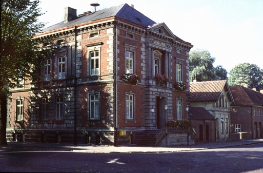Das alte Vareler Rathaus....